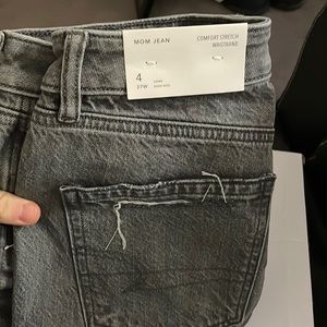 American eagle mom jeans. Comfort stretch waistband